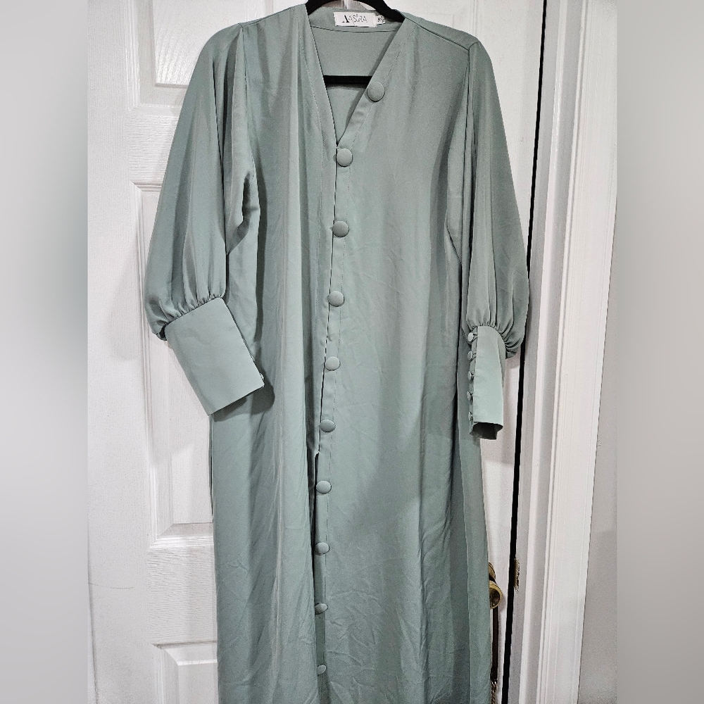 AASIRA mint green abaya
